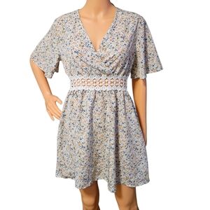 Wmns Ditsy Floral Kimono Mini Dress Boho Cottagecore Lace Waist Cutout XS/S